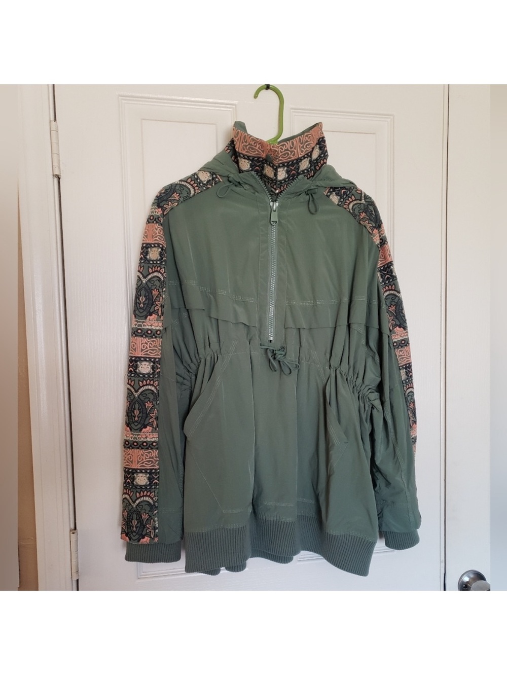 Free People FP Movement She Fly Anorak Windbreaker Hooded Embroidered Jacket XS - Picture 8 of 10